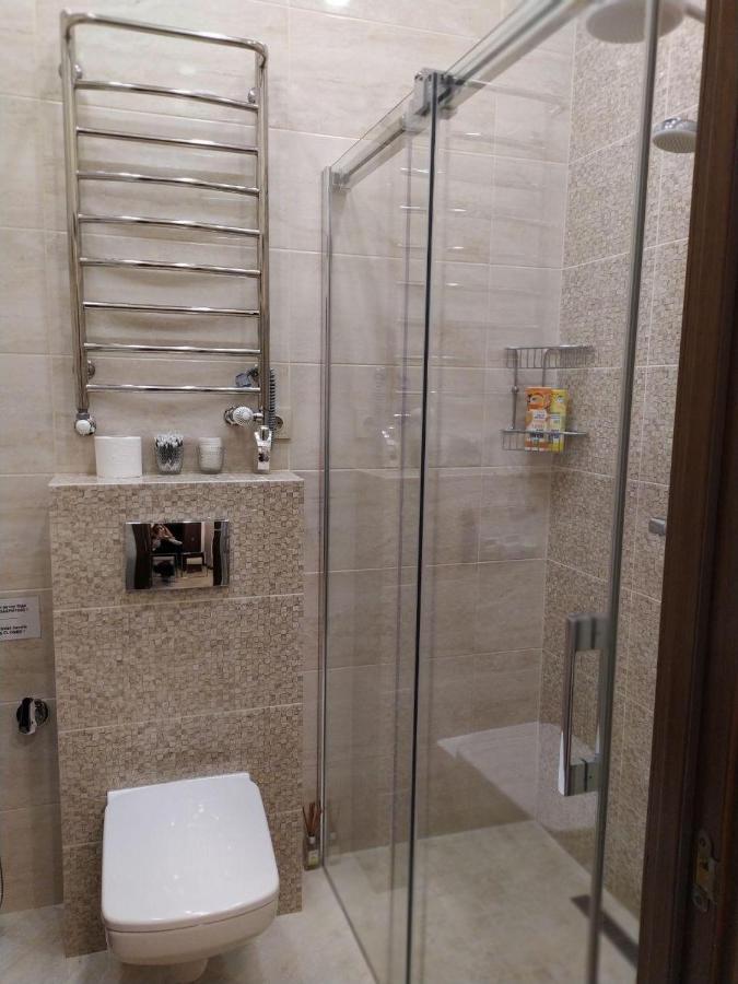 RynOK 25 Deluxe Lviv Center Appartement Buitenkant foto